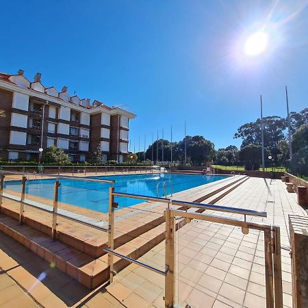 Noja. Piso En Noja A 5 Minutos De La Playa De Ris Apartment Luaran gambar