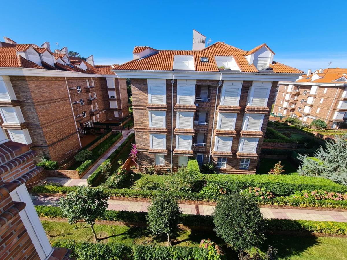 Noja. Piso En Noja A 5 Minutos De La Playa De Ris Apartment Luaran gambar