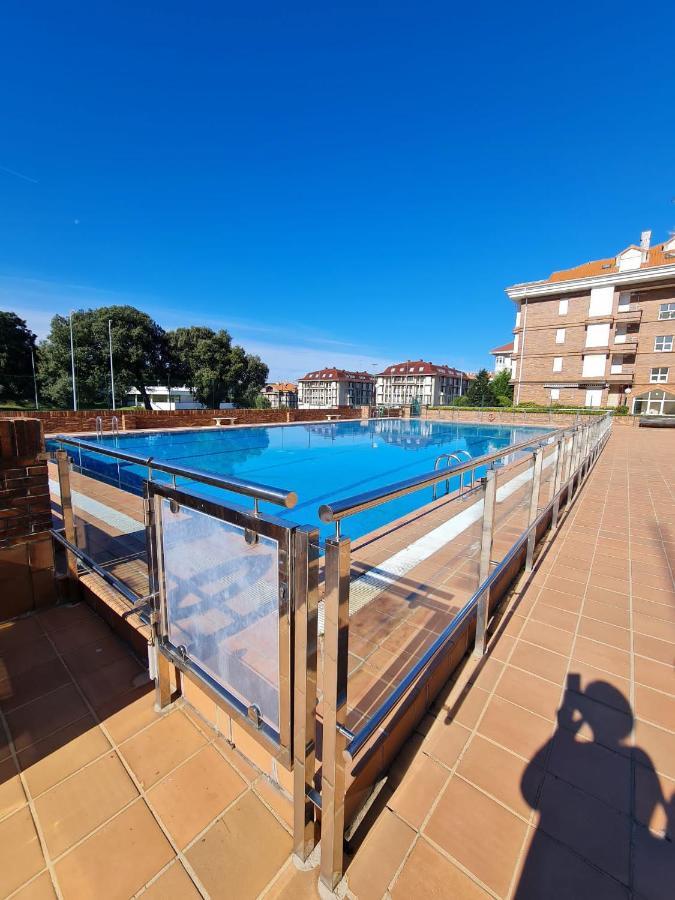 Noja. Piso En Noja A 5 Minutos De La Playa De Ris Apartment Luaran gambar
